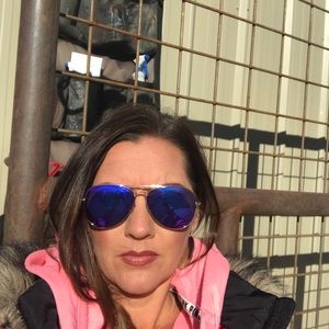 Meet your Posher, Maegan